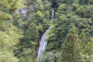 mega-waraji 丸神の滝