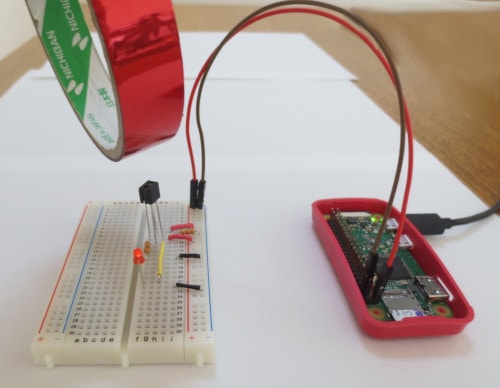 photo-reflector-redtape